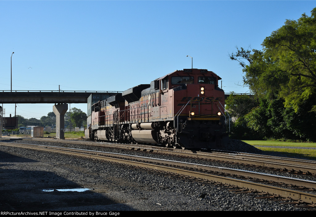 BNSF 8453